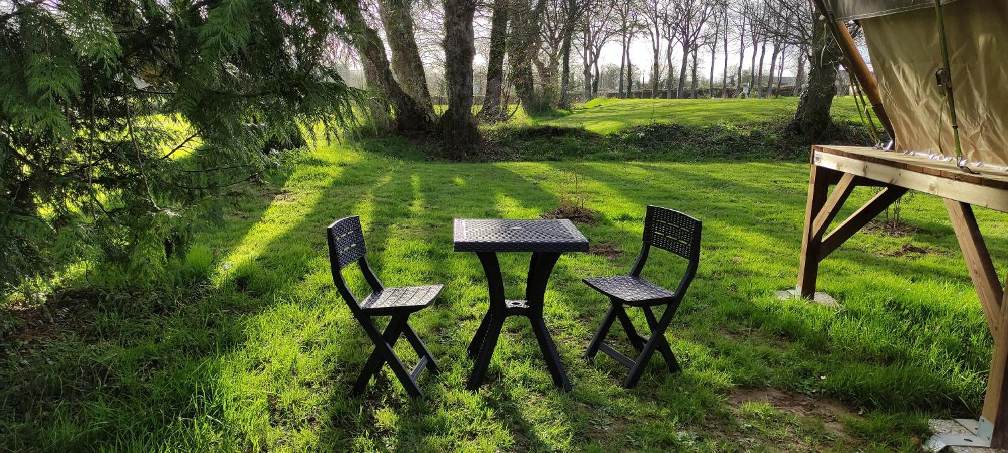 Campsite Le Val Aux Fees - Broceliande *