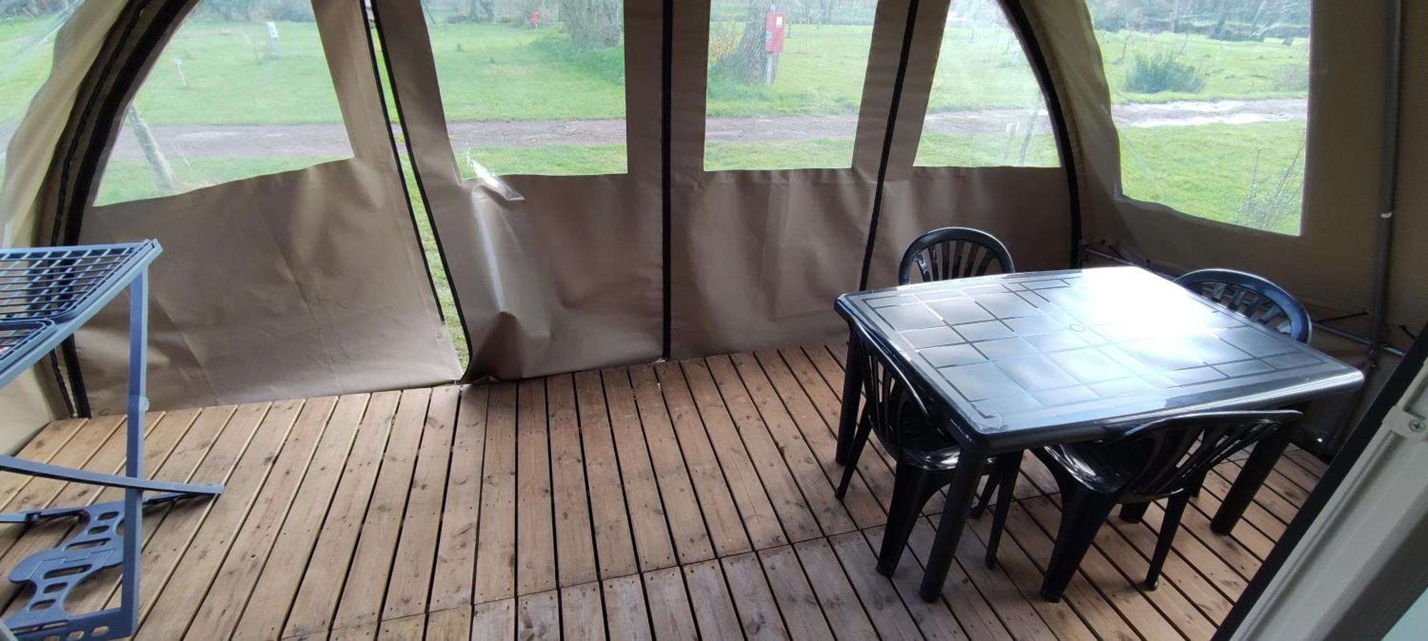 Campsite Le Val Aux Fees - Broceliande