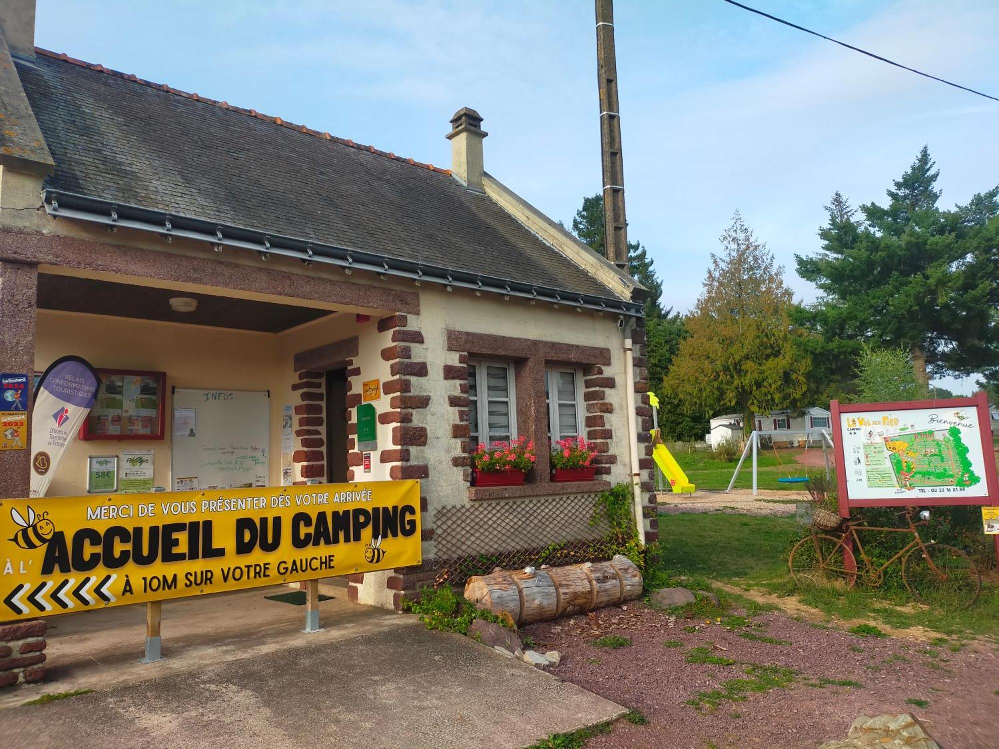 Le Val Aux Fees - Broceliande Campsite Concoret